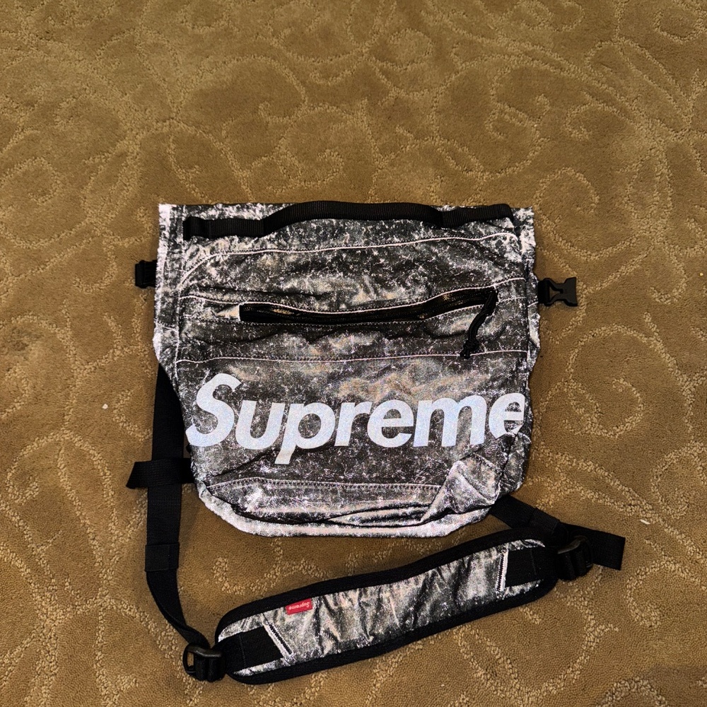 NOT SOLD YET- Supreme Bag – Black – Authentic – EXCELLENT, NO USE